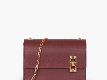 Envy Hold - Burgundy weaved chain shoulder bag with twist lock Discount