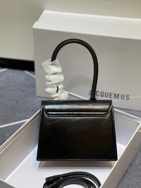 Envy Hold - Jacquemus Bags - 020 Online