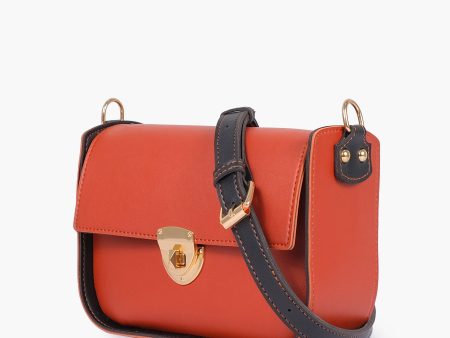 Envy Hold - Rust saddle bag with twist lock For Cheap