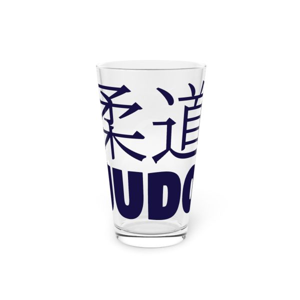 Martial Elegance: Judo Juggernaut Collectible Pint Glass for Enthusiasts, 16oz on Sale